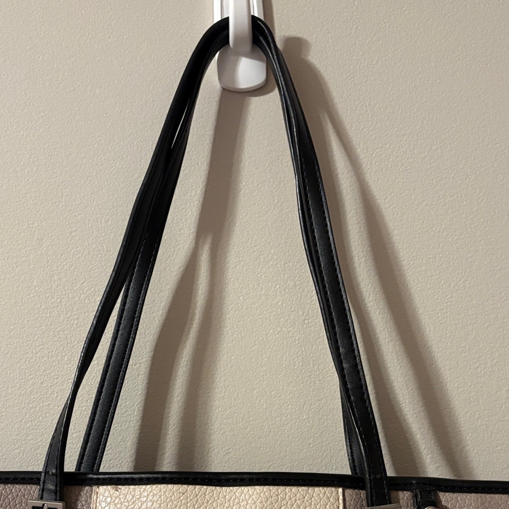 🏡 Nine West Women's Tote Bag - Black & Tan - OS - Picture 4 of 13